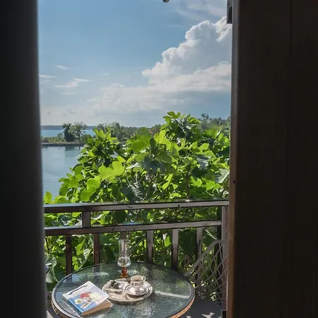 弗提尼2号旅馆 3* 索佐波尔